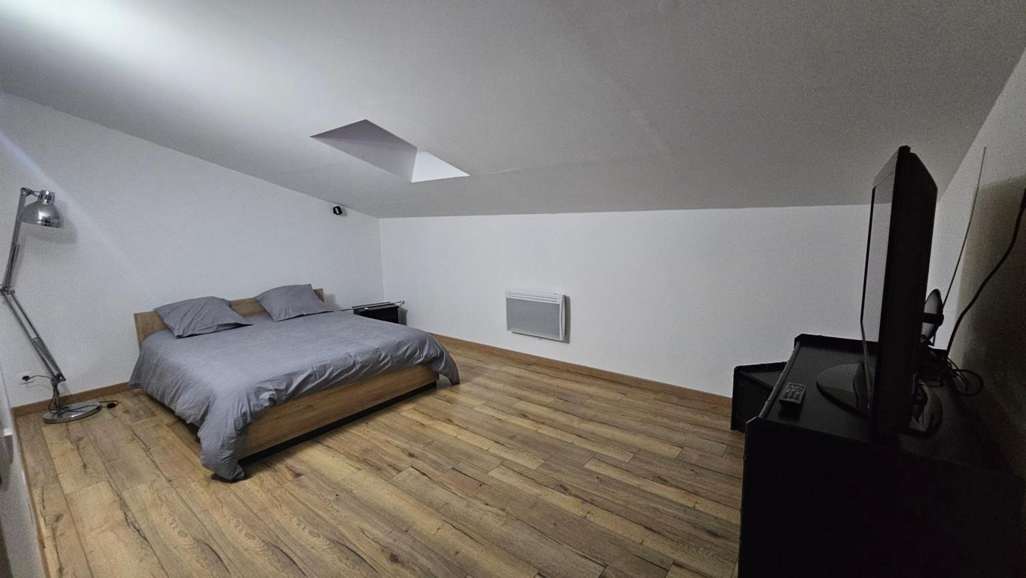 Gite 4 Personnes Proche D'Arras Warlus  Exterior photo